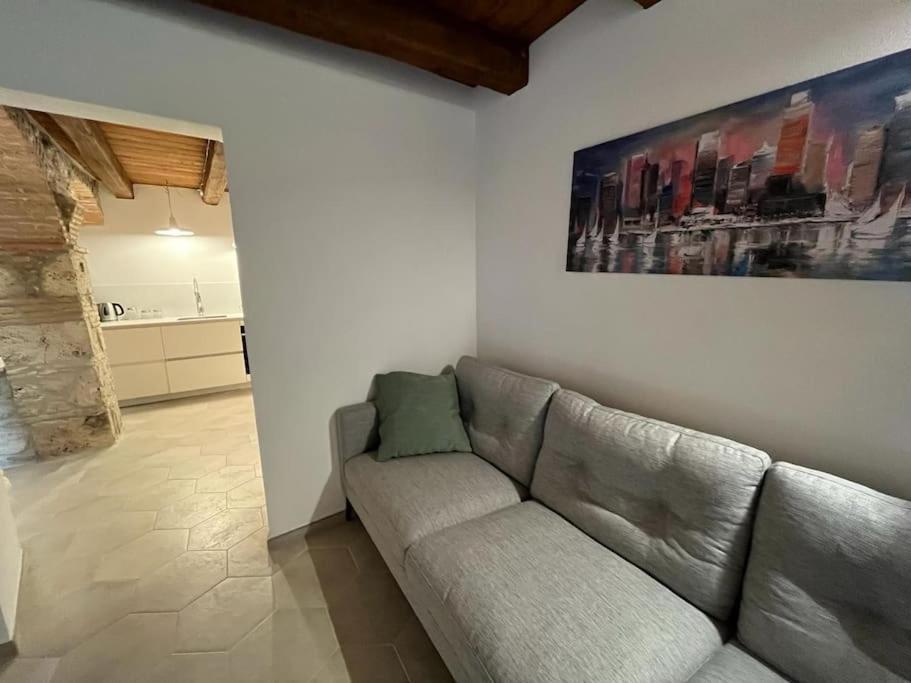 Апартаменты Charme In Centro With Private Parking Асколи-Пичено Экстерьер фото