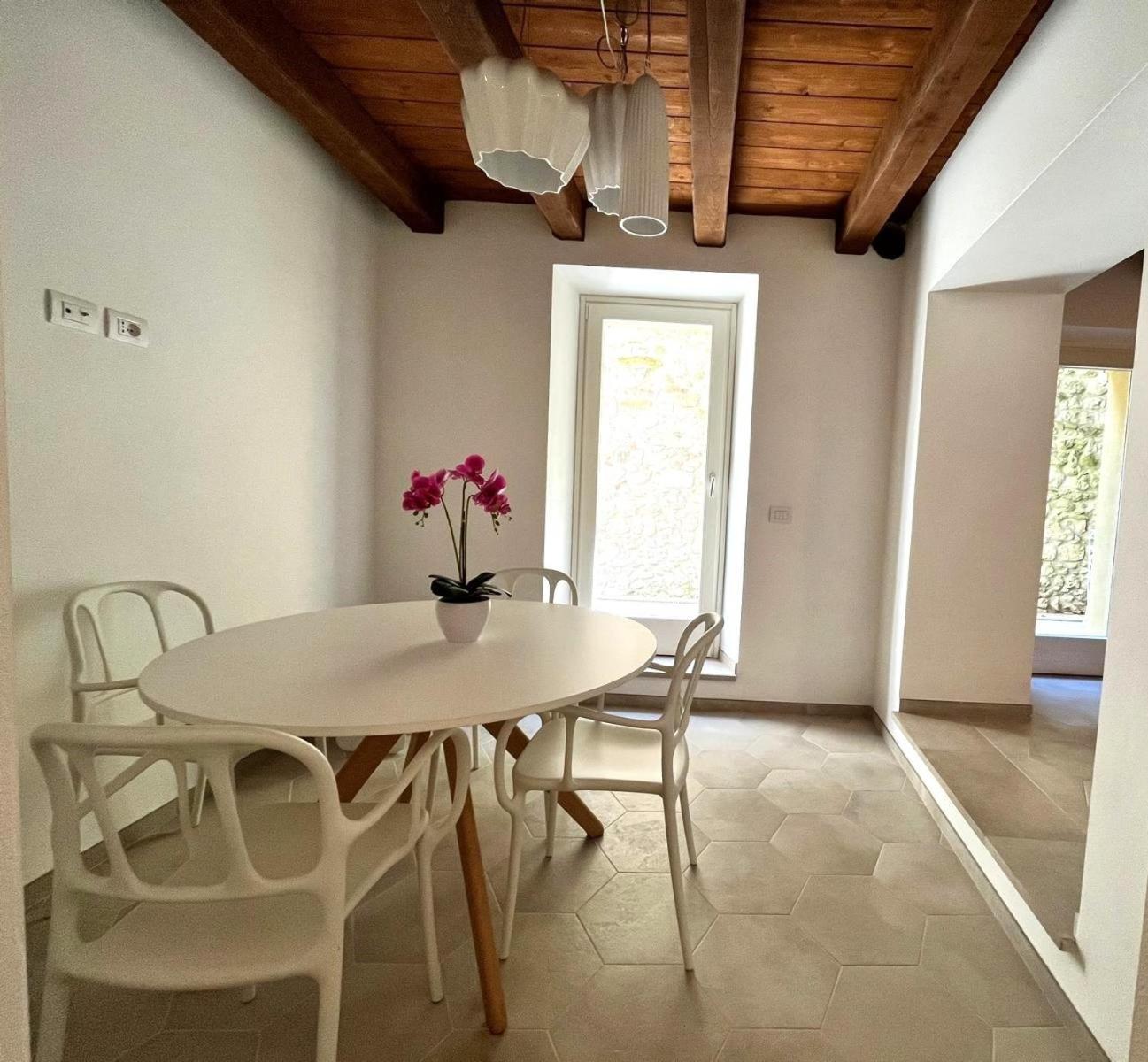 Апартаменты Charme In Centro With Private Parking Асколи-Пичено Экстерьер фото